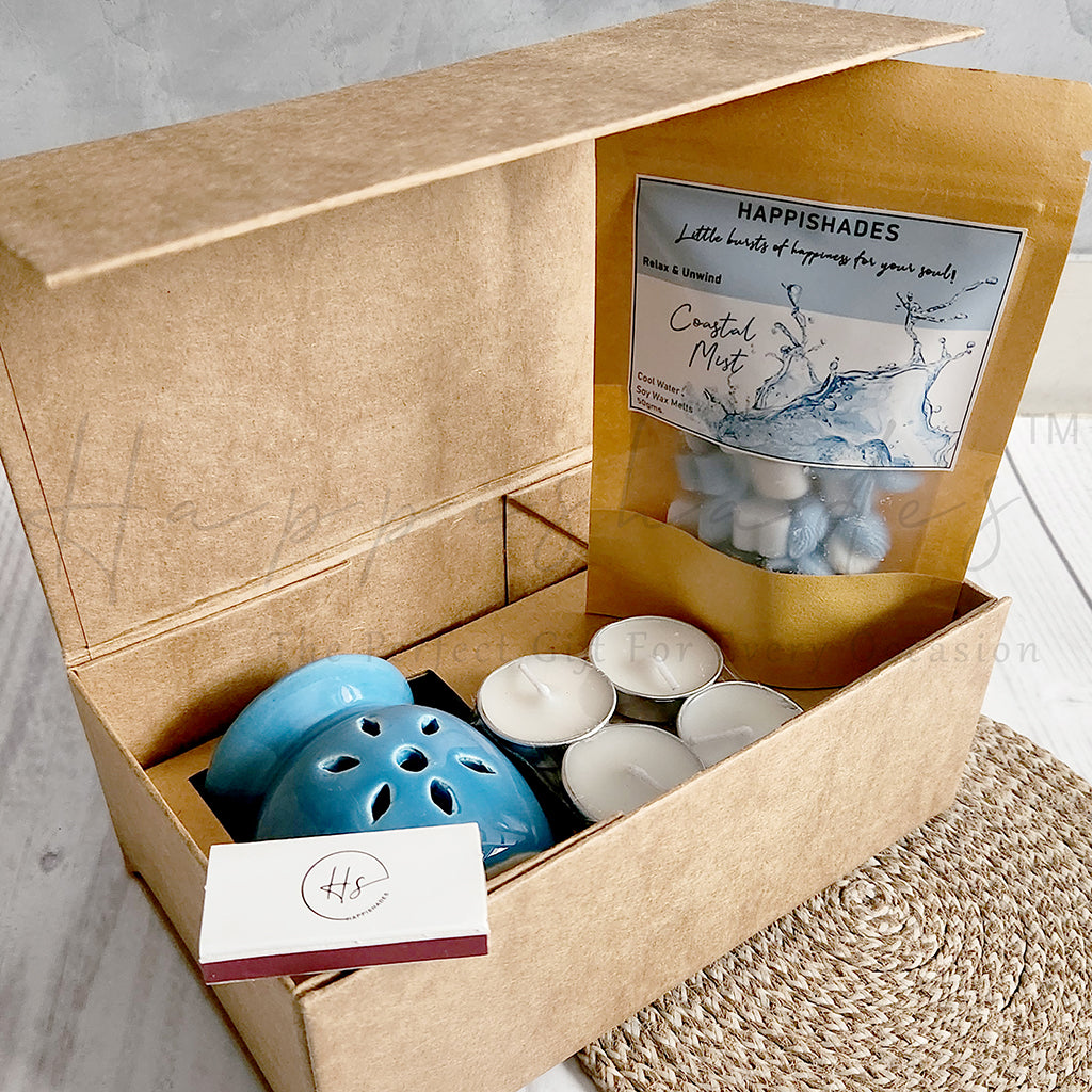 Happishades Aroma Diffuser Gift Set - Ceramic Diffuser, Scented Wax melts and 4 Tea light Candles in a Gift Hamper Box