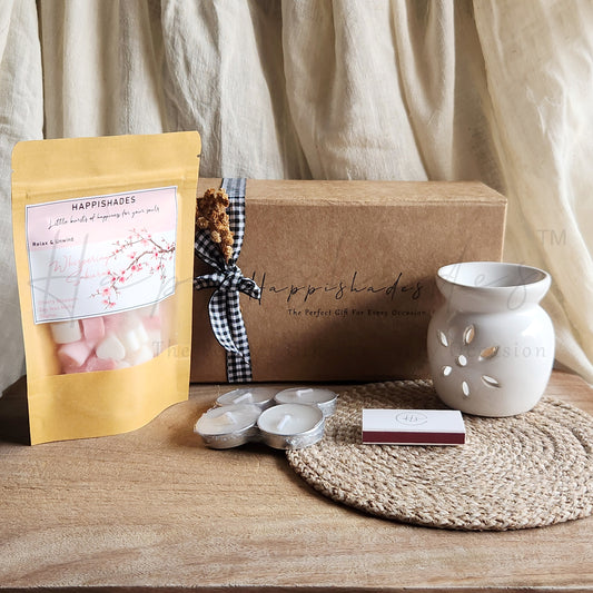 Happishades Aroma Diffuser Gift Set - Ceramic Diffuser, Scented Wax melts and 4 Tea light Candles in a Gift Hamper Box