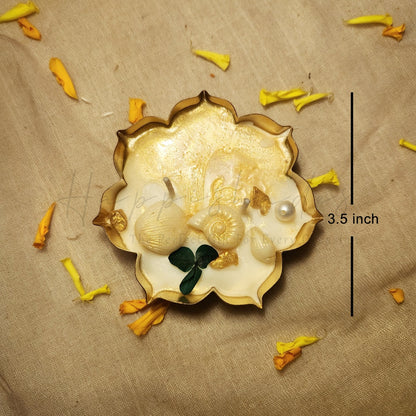 Happishades Decorative Lotus Urli Scented Candle, 8.9 cm, White and Gold with Rose & Pearl Accents (Floral) | Diwali, Navratri Gifting | Pure Soy Wax