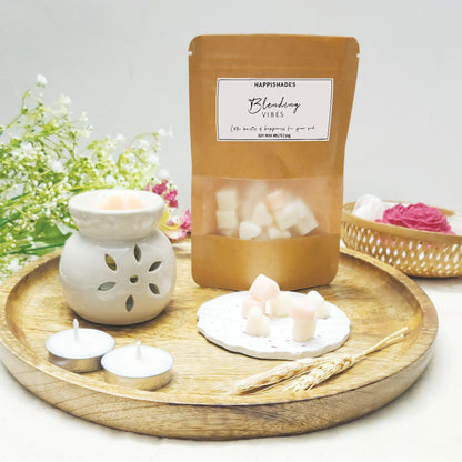 Wax Melts Set - Diffuser, Blending Vibes Scented Wax Warmer and 4 Tea light Candles (Spice)