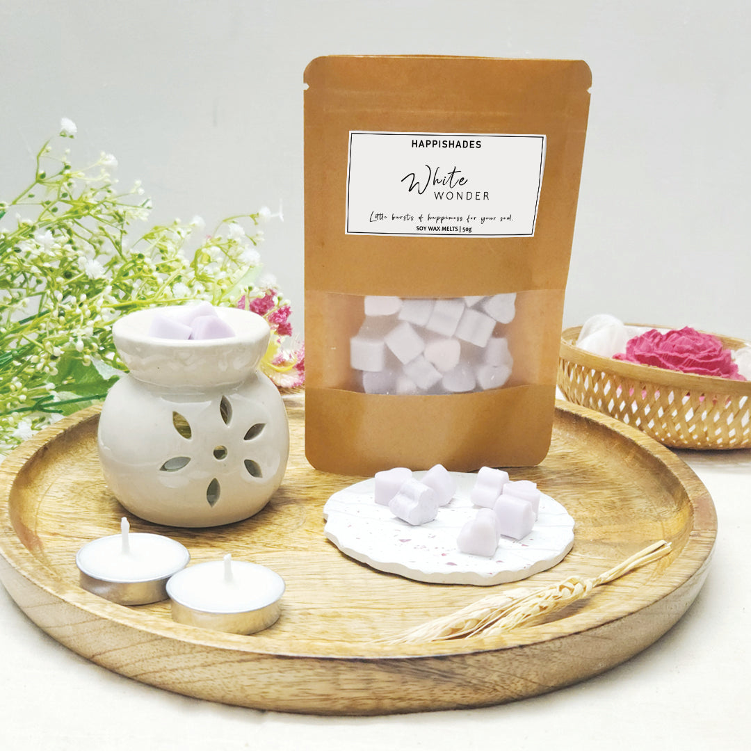 Wax Melts Set - Diffuser, White Wonder Scented Wax Warmer and 4 Tea light Candles (Musk)